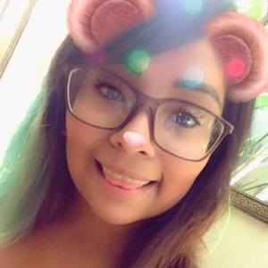 Meet your Posher, Sarahi